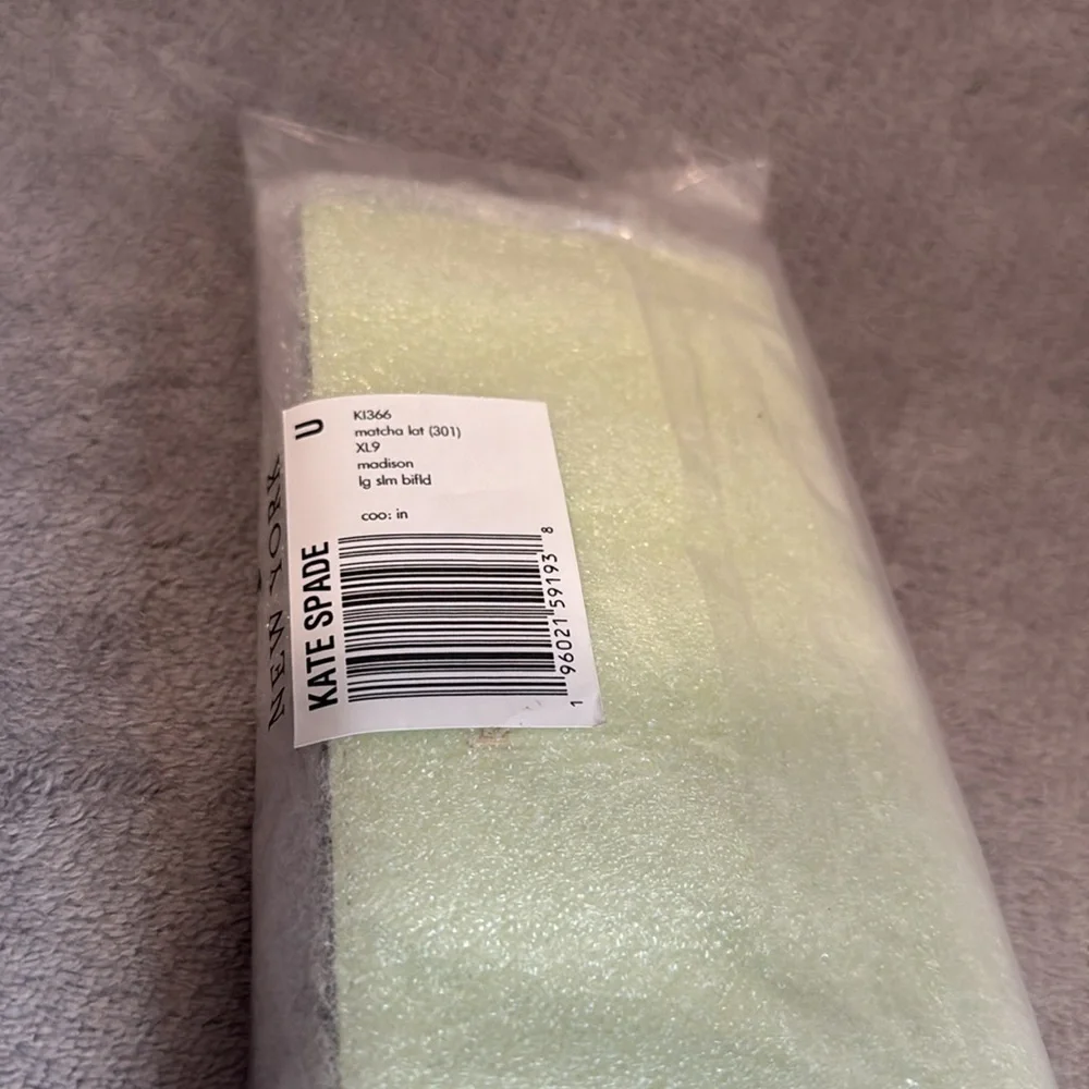 💚♠️💚KATE SPADE💚♠️💚Matcha Latte Madison Large Slim Bifold Wallet/NWT